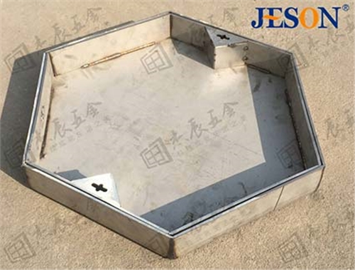 拉丝不锈钢装饰井盖