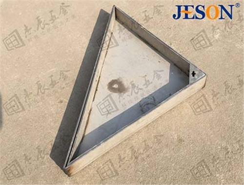 不锈钢下层式铺装井盖